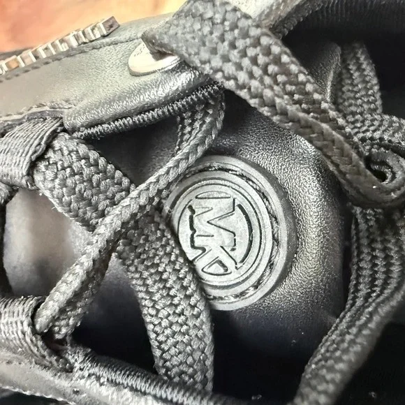 Michael Kors Allie Strider Size 8M Black Silver Sneakers Size 8 Leather Shoes - Picture 14 of 14